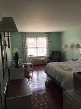 Aberdeen French Quarter Inn מראה חיצוני תמונה